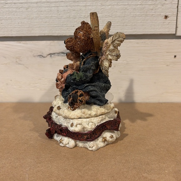 Boyd’s Bear 1995 “The Guardian” Figurine - Picture 3 of 6